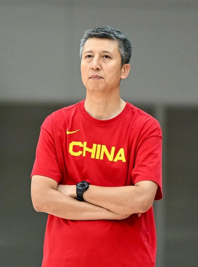 爱游戏官方网站赛地聚焦：CBA季后赛国际比赛日热度飙升，皇家社会手感冰凉，震撼外界，资深球员宣示担当的简单介绍